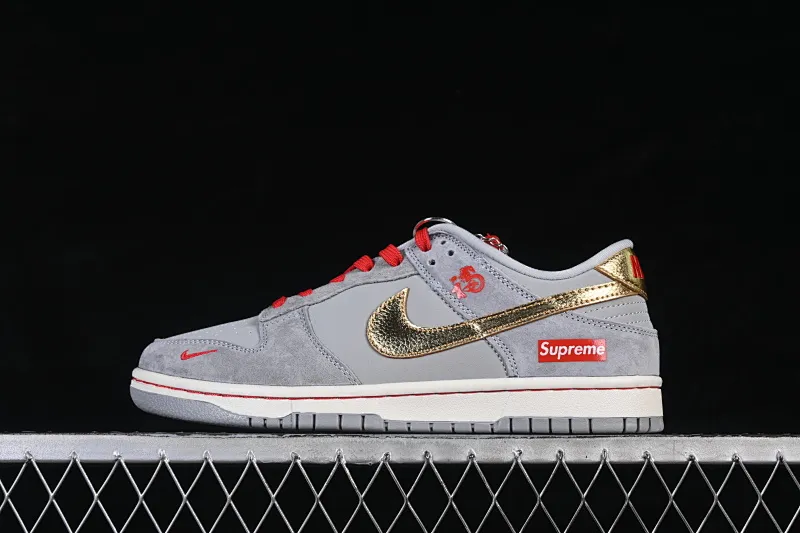 All categories Nk SB Dunk Series Nk SB Dunk Low High-end customized low-top sneakers Nike SB Dunk Low Year of the Horse limited edition Lucky gray gold High-end customized low-top casual sneakers NH0601-485